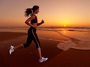 woman_running_on_the_beach_sunset_wallpaper9999999999999999999999999