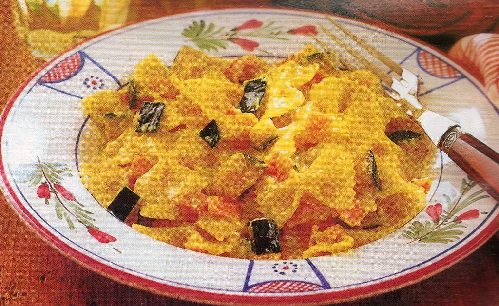 Farfalle_alla_zucca_con_parmigiano_e_prezzemolo