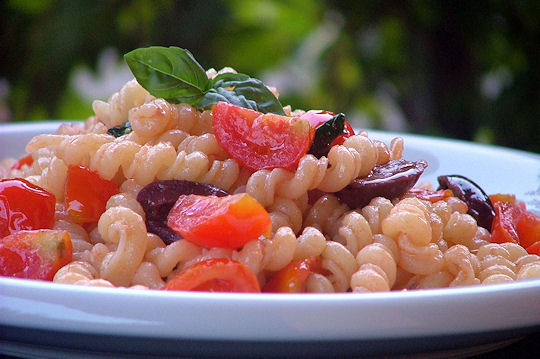 Pasta_acciughe_e_pomodorini