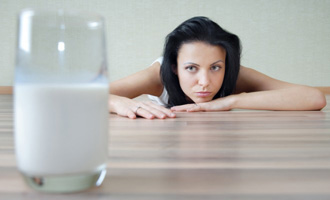 lactose-intolerance-milk_22590535-660x400