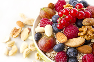 muesli_nuts_berries_breakfast